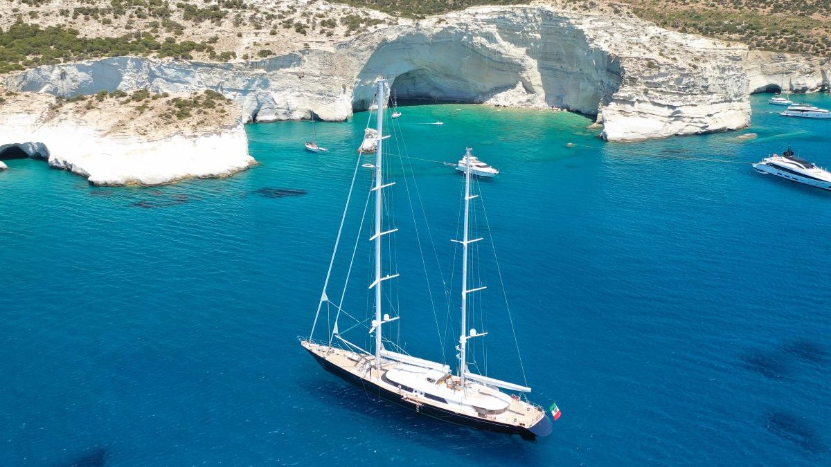 Milos Sailing Yacht, The ultimate experience in Greek Islands